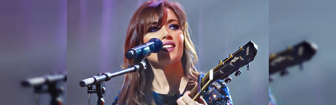Elsa Esnoult en concert en ligne