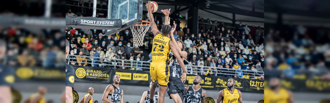 Le club Fos Provence Basket affronte Monaco