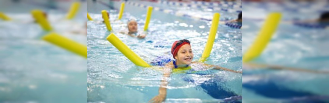 Cours de natation pour les minots de Marseille