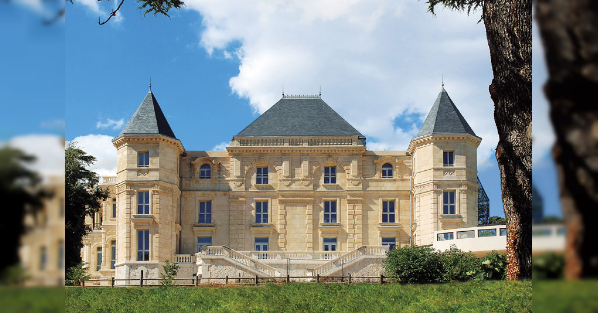 Le Chateau De La Buzine Tarpin Bien