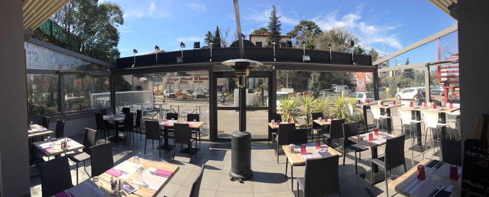 LE B Brasserie/ Bar à Tapas