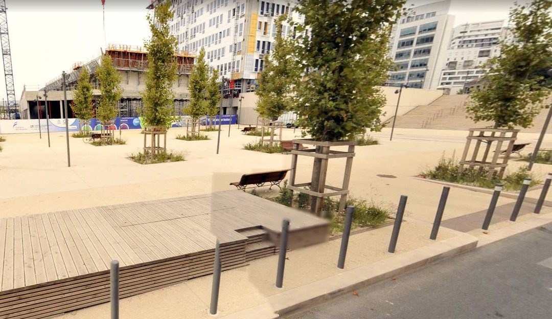 Place Henri Verneuil
