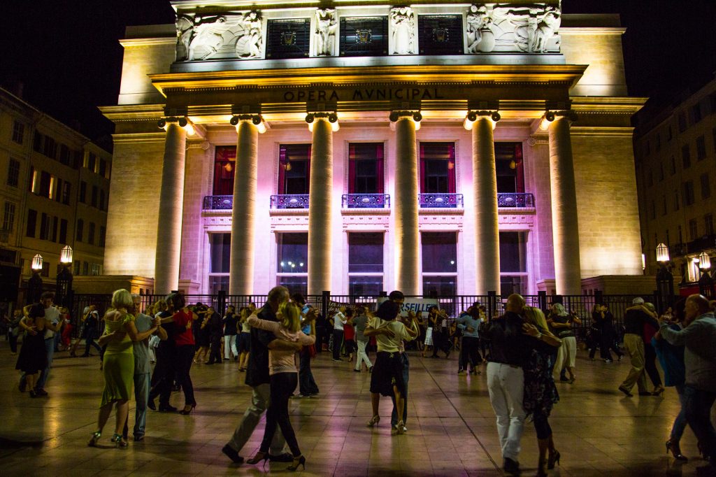 Milonga en plein air parvis de l’Opéra de Marseille