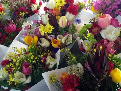 Les marchés aux fleurs Estrangin