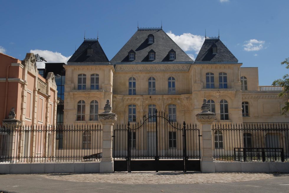 Découvrez l'histoire du château de la Buzine ! - Tarpin bien