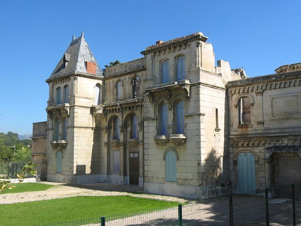 Découvrez l'histoire du château de la Buzine ! - Tarpin bien