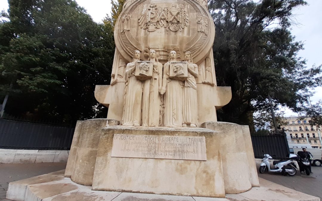 Monument commémoratif au roi Alexandre Ier de Yougoslavie et à Louis Bathou