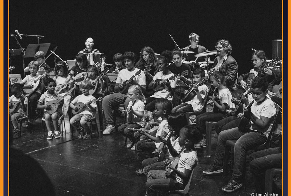 Le festin musical par l&rsquo;OMMM (l&rsquo;Orchestre de Mandoline des Minots de Marseille)