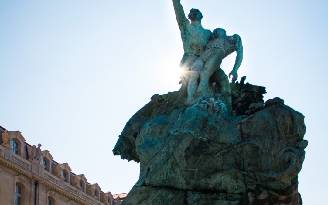 Monument aux héros et victimes de la mer