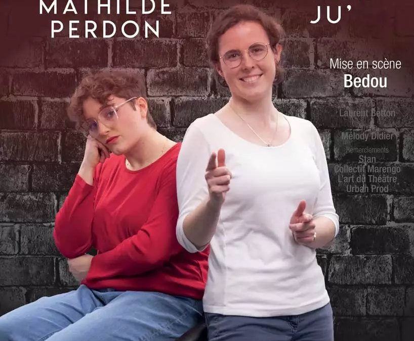 DERRIÈRE LES LUNETTES