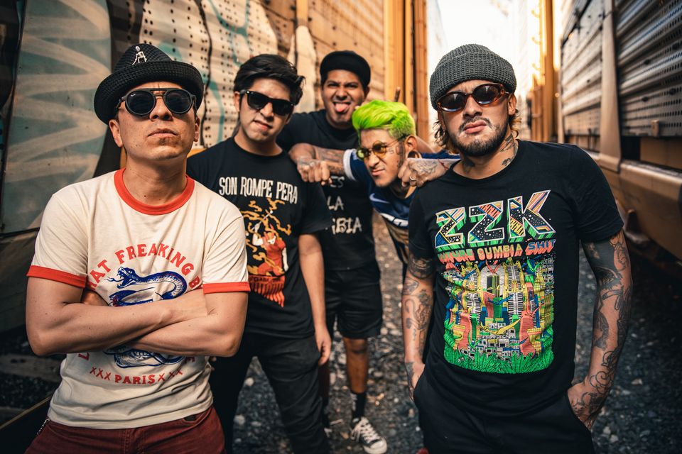 SON ROMPE PERA (Cumbia Punk de México) avec Chu Chi Cha