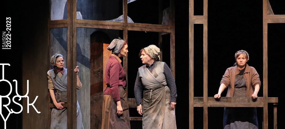 Les filles aux mains jaunes (Théâtre)
