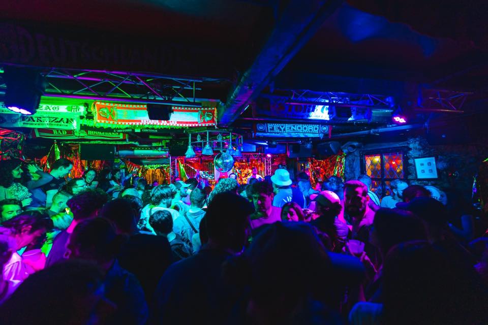 The Red Lion – Dj Set House & Tech House – La PEREZA