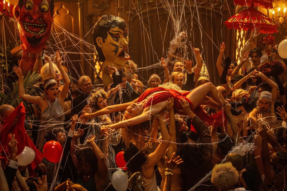 Avant-première : BABYLON
