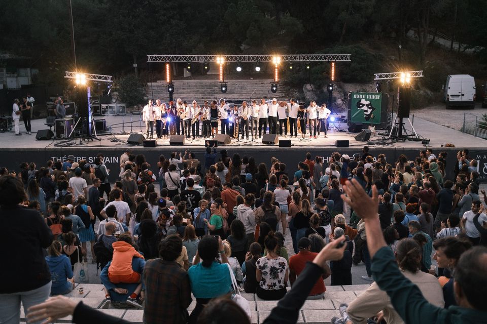 Afrobeat Kollectif en concert au Molotov
