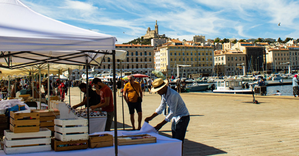 Un nouveau marché alimentaire sur le Vieux-Port de Marseille