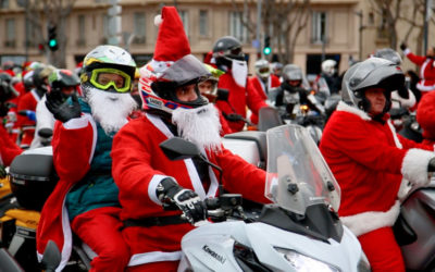 1 800 Pères Noël en moto débarquent à Marseille ce 22 décembre
