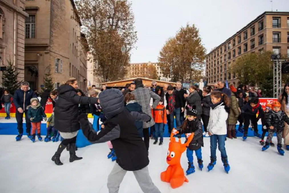 Patinoire et piste de luge