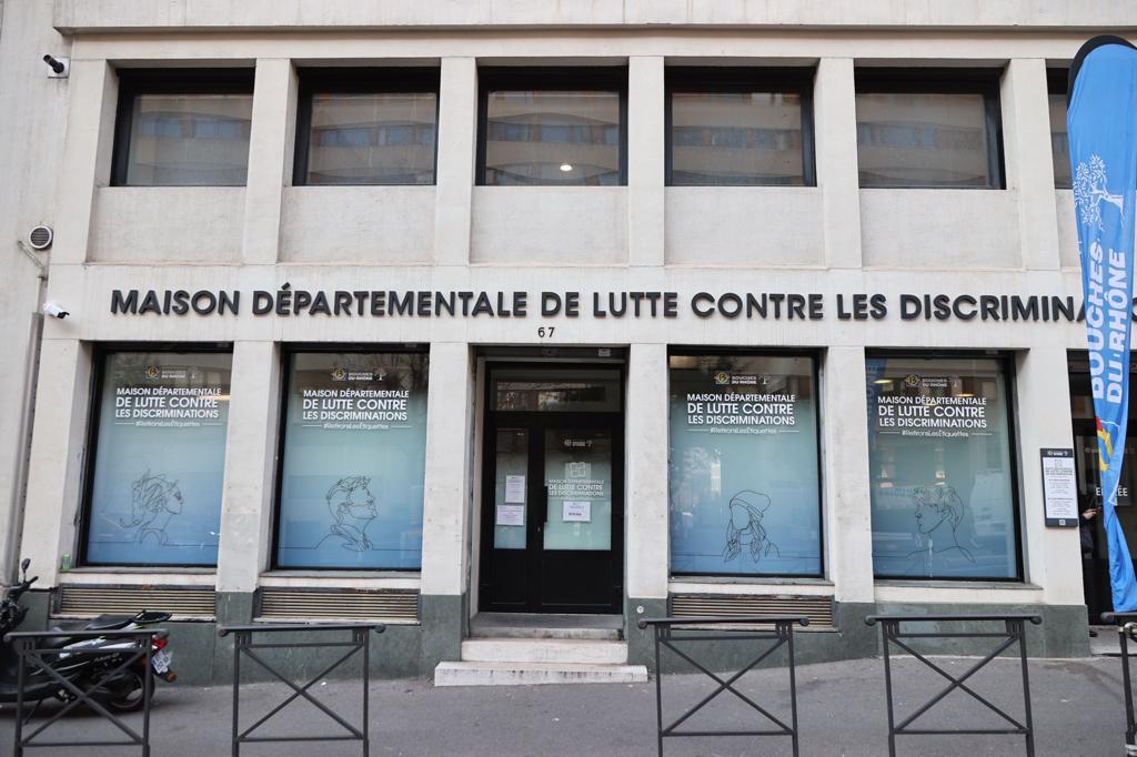 Maison départementale de lutte contre les discriminations à Marseille : un lieu refuge unique en France depuis 5 ans !