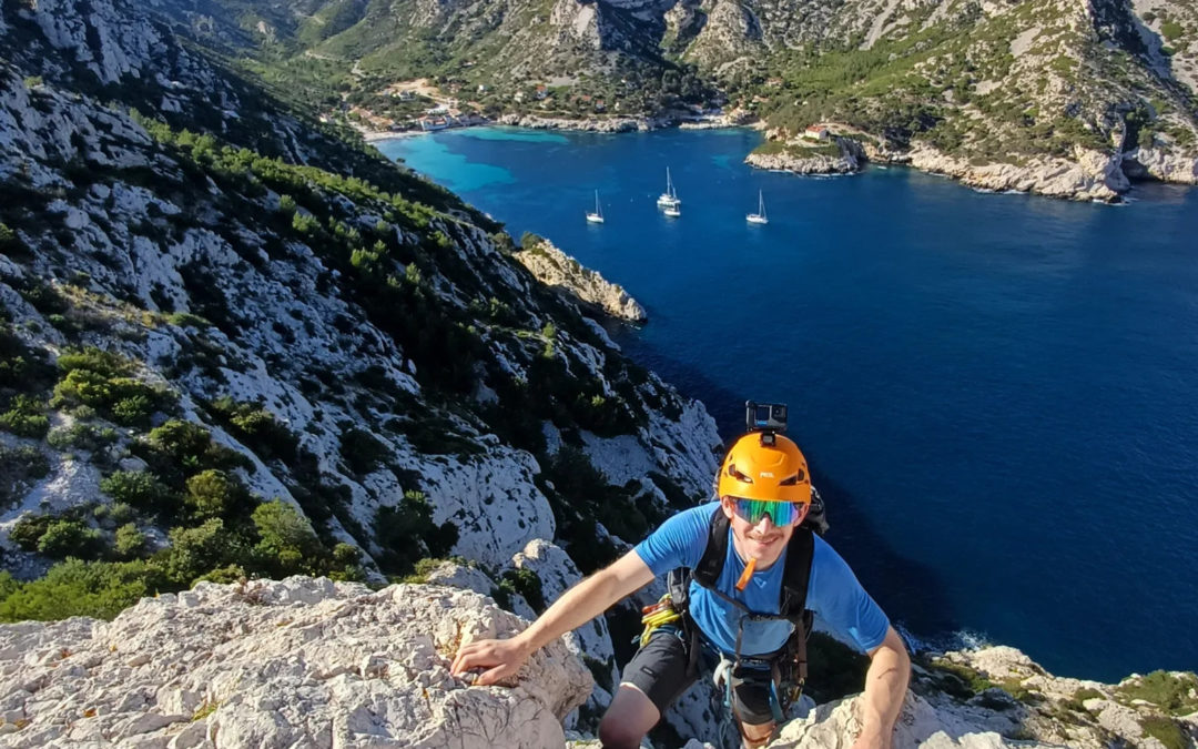 Stage Initiation Escalade Calanques 3 jours du 15 au 17 juillet 2026 !
