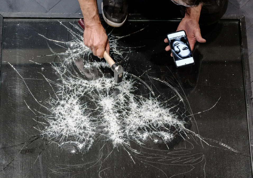 Performance live de l’artiste suisse Simon Berger